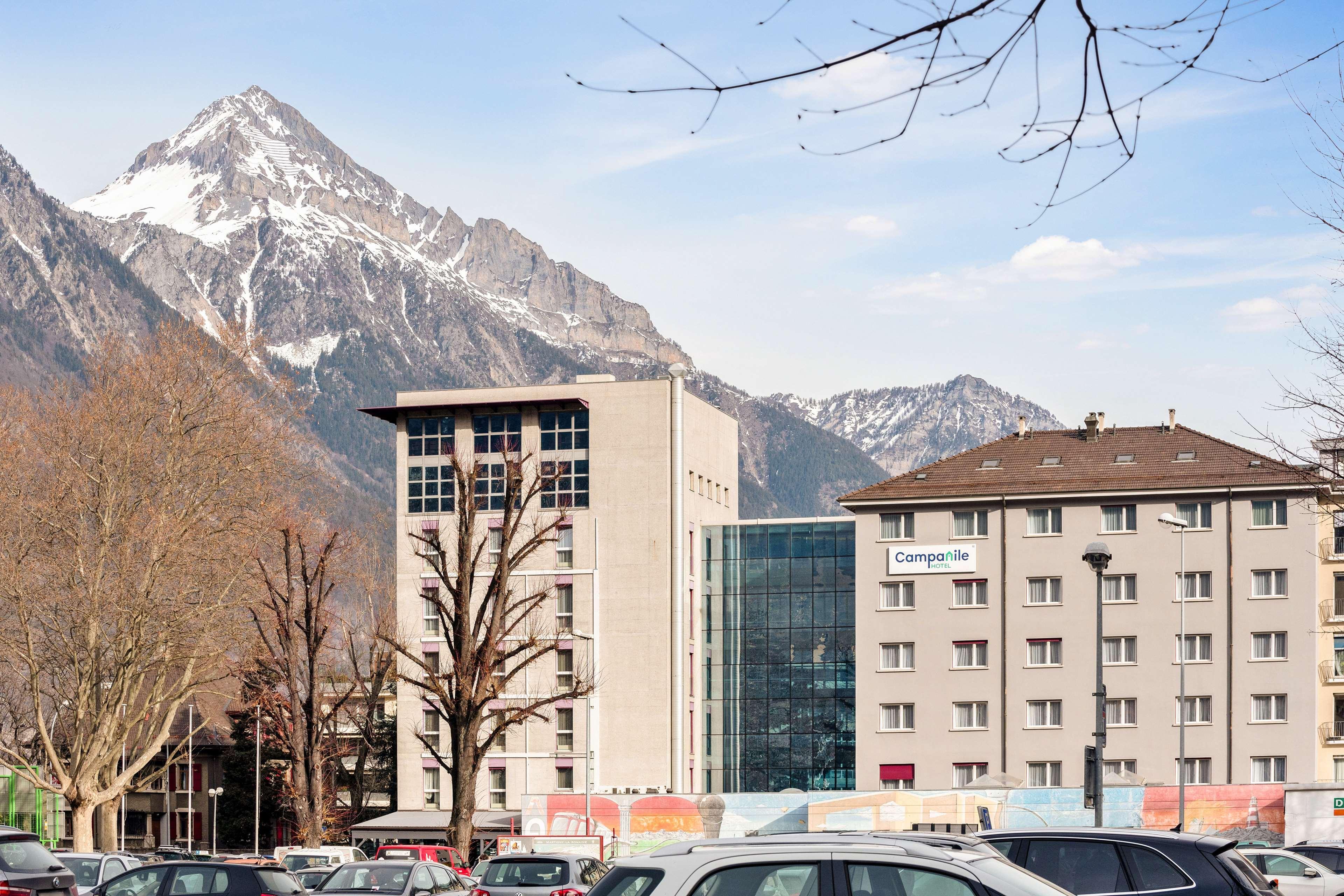 ก็องปานีล มาร์ติญี Hotel Martigny ภายนอก รูปภาพ