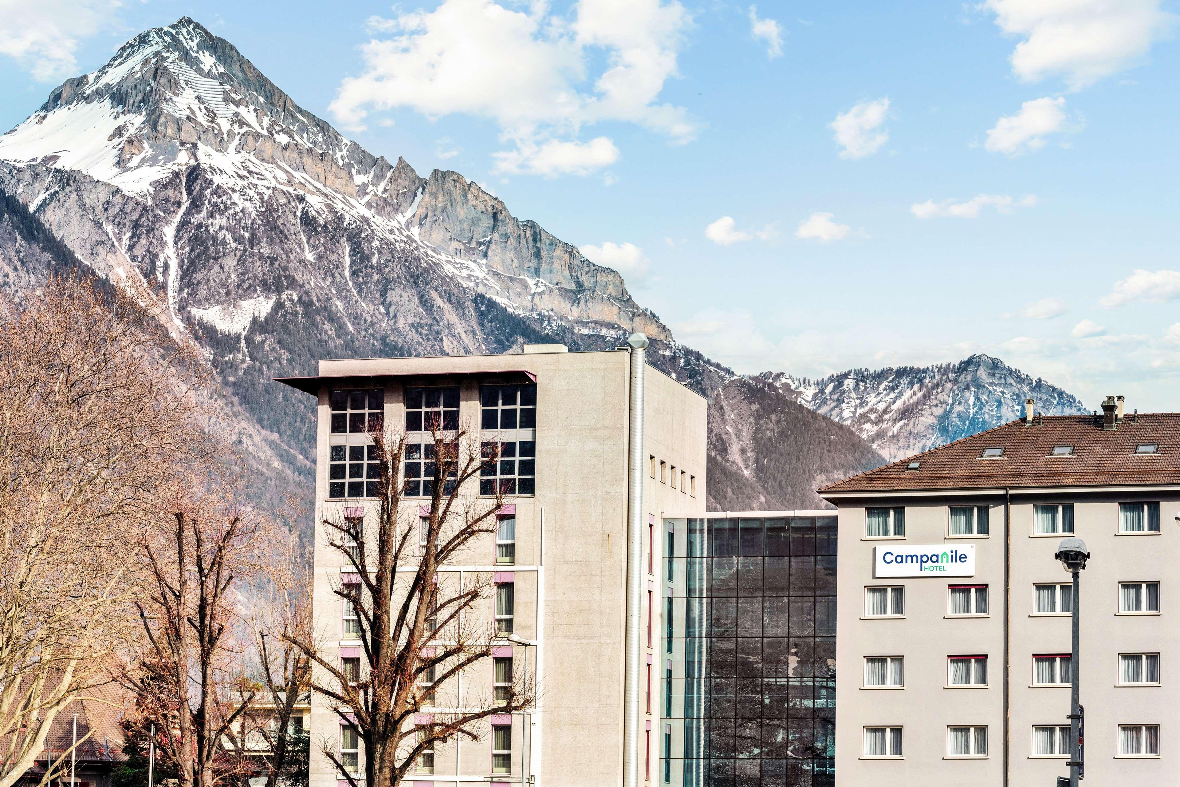 ก็องปานีล มาร์ติญี Hotel Martigny ภายนอก รูปภาพ